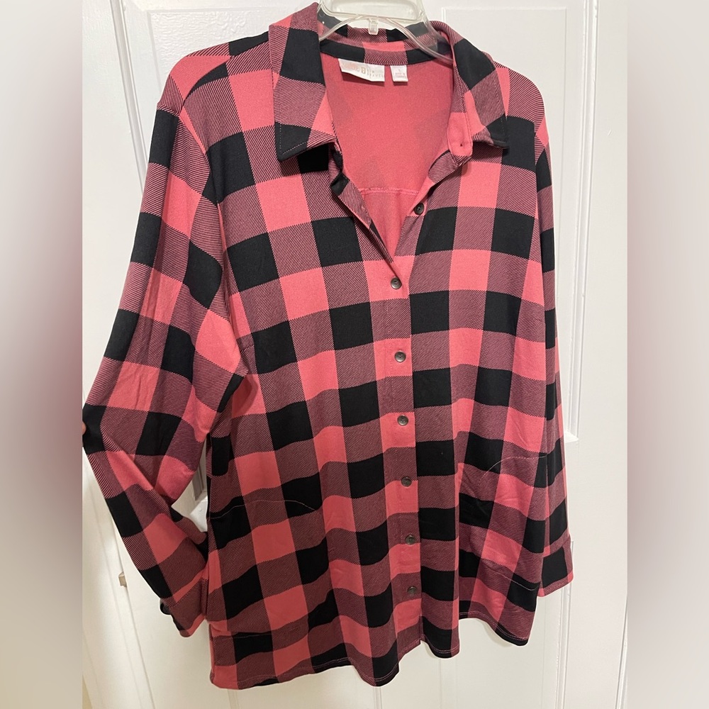 Belle by Kim Gravel lightweight super soft checkered “shacket” with pockets